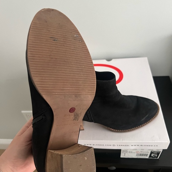 Blondo Nova Black Nubuck Waterproof Bootie - Picture 7 of 7